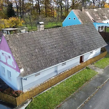 Jaktstuga Na Vejmenku